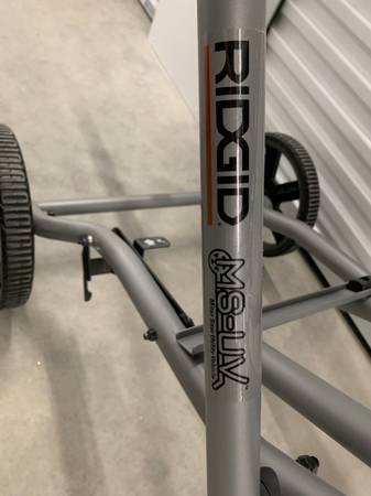 RIDGID 12 in. COMPOUND MITER SAW WITH STAND - $330 (Libertyville)63471435238785124