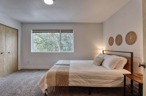 $1,800 / 2br - 1000ft2 - Sheridan WY townhome (Sheridan)63829654357123124