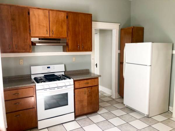 $1,600 / 2br - 1064ft2 - Irish Channel two bedroom! (Irish Channel)63903771112323122