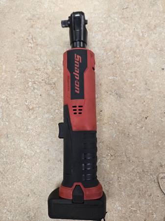 Snap On CTR861 14.4V 3/8" Ratchet with Battery 1