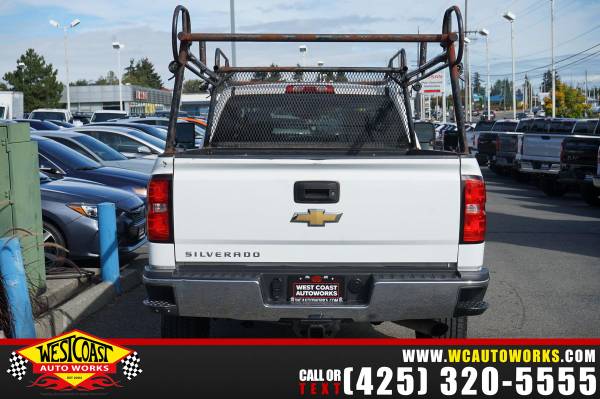 2015 Chevrolet Silverado 2500HD - Photo 4