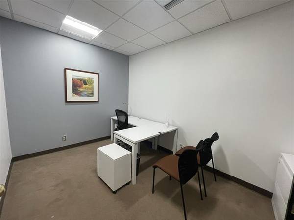 $365 / 100ft2 - FIRST MONTH FREE - Downtown starter office with flexible terms🔑 (Colorado Springs)63658264244099120
