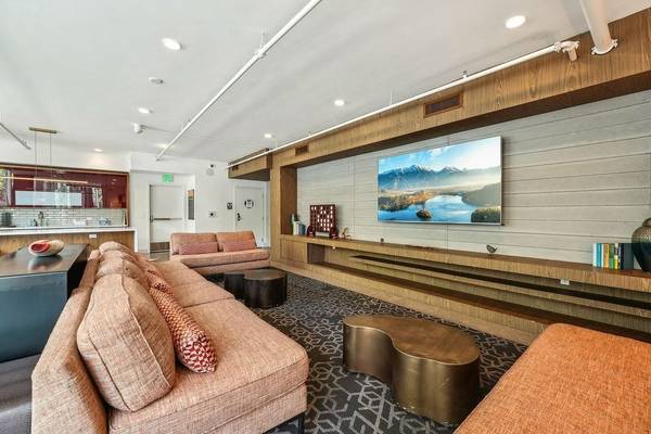 $2,699 / 2br - 874ft2 - Carga para vehículos eléctricos, Lavadora/secadora en unidad, 6 semanas gratis (oakland downtown)63824141429635124