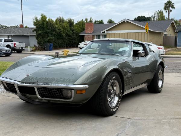 Corvette Stingray 1