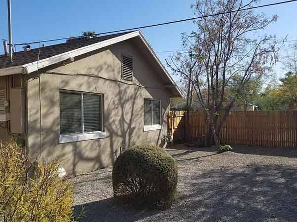 $900 / 3br - 1335ft2 - ''Updated Historic Bungalow in Midtown.'' (3826 N 4th St, Phoenix, AZ)64024826123778120
