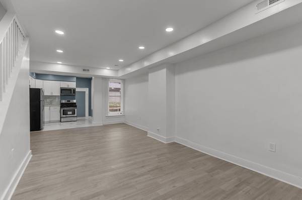 $225,000 / 3br - 1068ft2 - 252 Albanis St. Precio reducido. Debe ver (Olney)63666781815683123