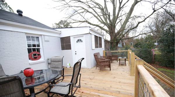 $1,000 / 2br - 1072ft2 - Fully renovated 2 Beds/2 baths (sleeps 6) house located in Normal Town (Athens, GA)63792119478915124