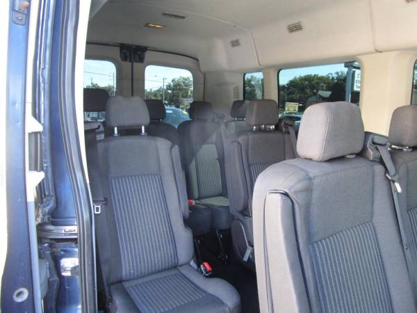 2017 Ford Transit 350 Wagon - Photo 10