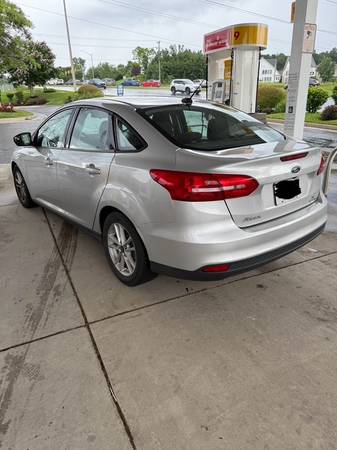Ford Focus SE 2016 - $7,800 (Alexandria)63616741944833121