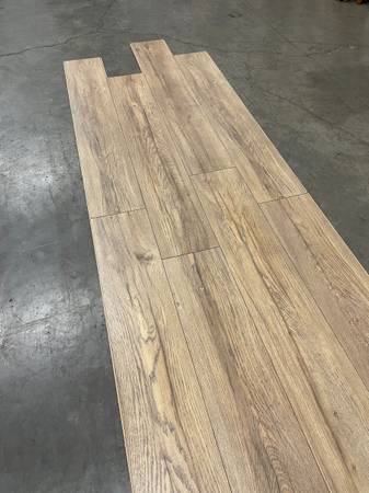 LIFESTYLE FLOORING Wholesale,Waterproof Laminate PAD ATTACHED $2.65/sf 1