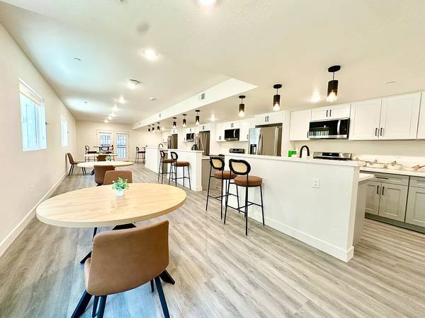 $1,199 / 8br - 5500ft2 - Beautiful Micro Studio in East Hollywood (East Hollywood)63998004232706121