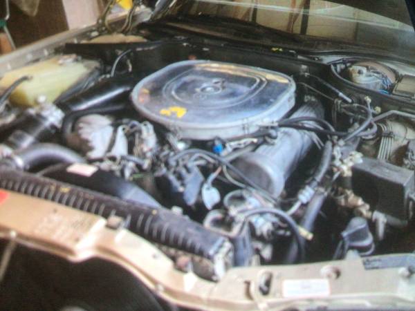 Mercedes ENGINE Fuel Injected v-8, 1985 1