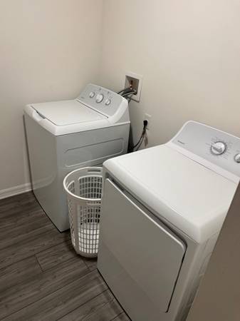 Habitación de presupuesto de $850 en casa moderna (Ft Pierce)63799908985729123