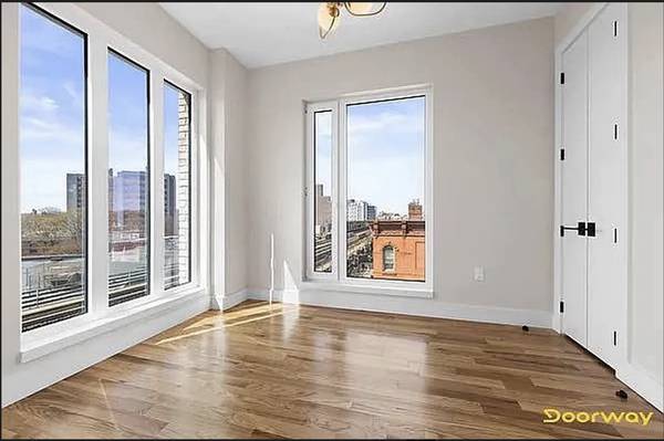$2,842 / 1br - ONE BEDROOM APARTMENT IN LUXURY ELEVATOR BUILDING! GYM & ROOFTOP (Bushwick)63816602939651123