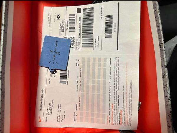 Travis Scott Jordan 4s 1