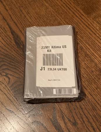 *BRAND NEW SEALED OEM Nissan Altima Owners Manual FOR SALE* 1