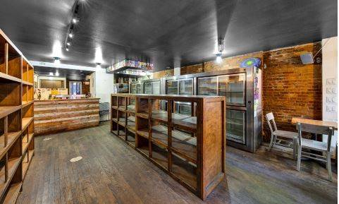 $8,495 / 1000ft2 - Retail*Storefront*Outdoor Patio*Can Vent*ready*lots of Traffic E 9th (East Village)63689881270913122