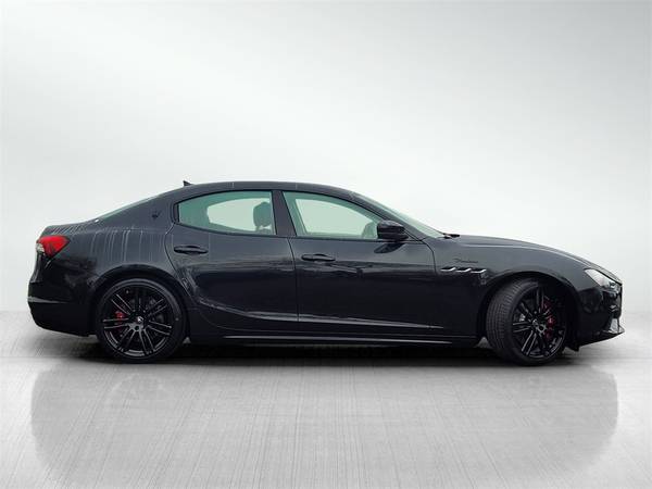 2022 Maserati Ghibli Modena Q4 sedán, color Negro Ribelle Metálico - $503 (LLAME AL 408-458-9762 PARA PAGO PERSONALIZADO)63477537729539122