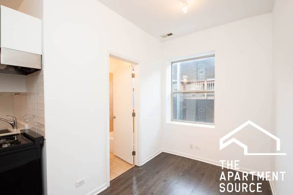 $1,285 / 1br - NEWLY Rehabbed 1 Bed, Close to Red Line! (5054 N. Winthrop) (Edgewater)63960009756803122