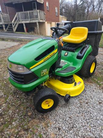 John Deere LA115 / Hydrostatic / Double Bag / Low Hourgger 1