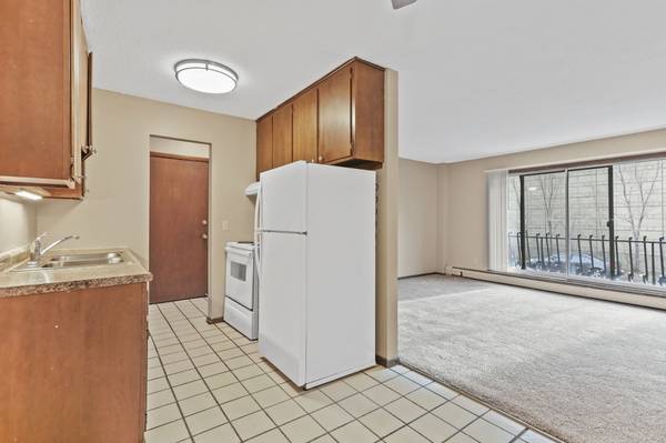 $1,095 / 2br - 750ft2 - Disponibilidad de 2 habitaciones, ¡llame hoy! - Wexford Commons (Minneapolis)63868700855425123