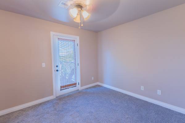 $298,900 / 2br - 757ft2 - Upscale Condo! (1105 Stephens Ave. #2)64287772204033124