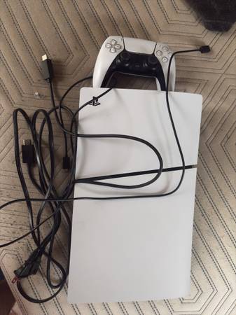 Used PS5+Controller 1