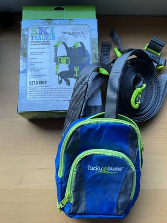 Ski trainer / harness with backpack for young kids 1