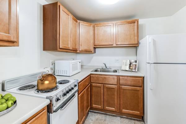 Spacious Closets, Wheeling WV, 1/BD 1