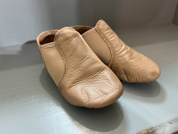 Capezio Girl's Jazz Slip Dance shoes - Child 10.5 M 1