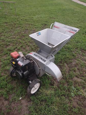Craftsman Chipper Shredder 1