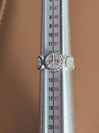 Solid sterling/925 multi-peace sign ring size 6.5 1
