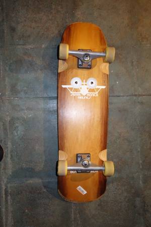 Skateboard Santa Monica Airlines Bennett Harada 1