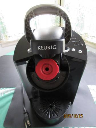 Keurig coffee maker 1