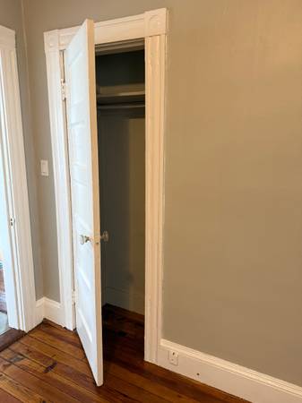 $3,200 / 3br - Spacious and well located Apartment for rent in Beverly (Beverly)63690775093121123