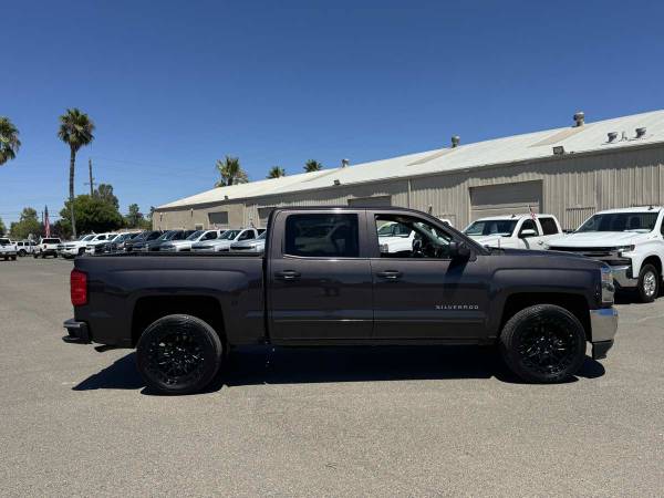 2016 Chevrolet Silverado 1500 LT - Photo 11