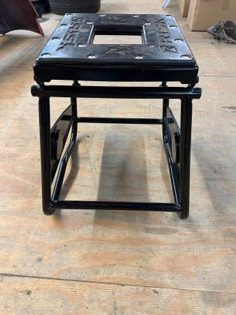 Soporte magnético ajustable para motocross Risk A.T.S Adjustable Top - $100 (Kirkland)63471324878979122