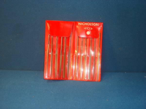 12 NEW ROUND HANDLE NEEDLE FILES 1