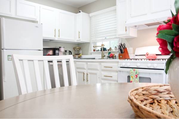 $3500.00 / 3br - 1163ft2 - Cozy Ranch home in Downtown Wake Forest63968069609603123