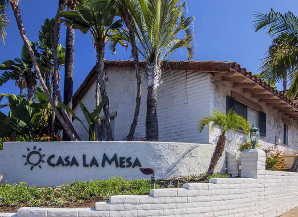 $2,695 / 2br - CALL for 1 FREE MONTH! 2 Bedroom - Master Suite, Hot Tub & Sauna (La Mesa)63998602079875122