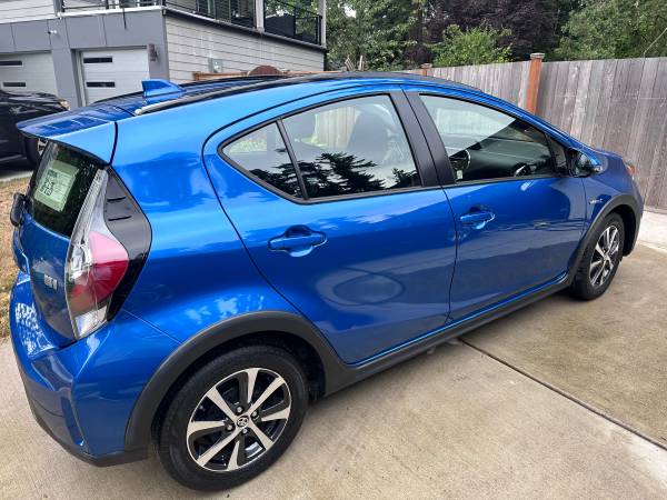 2018 toyota Prius c with 20k miles - $14,999 (Bellevue)63477342744451123