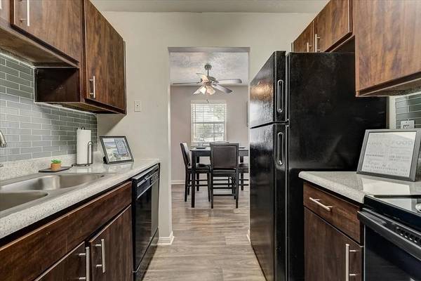 $1,050 / 1br - 560ft2 - Furnished Bedroom for Sublet Near Downtown SLC – Private Bath & Amenit (Salt Lake)63671024722051122
