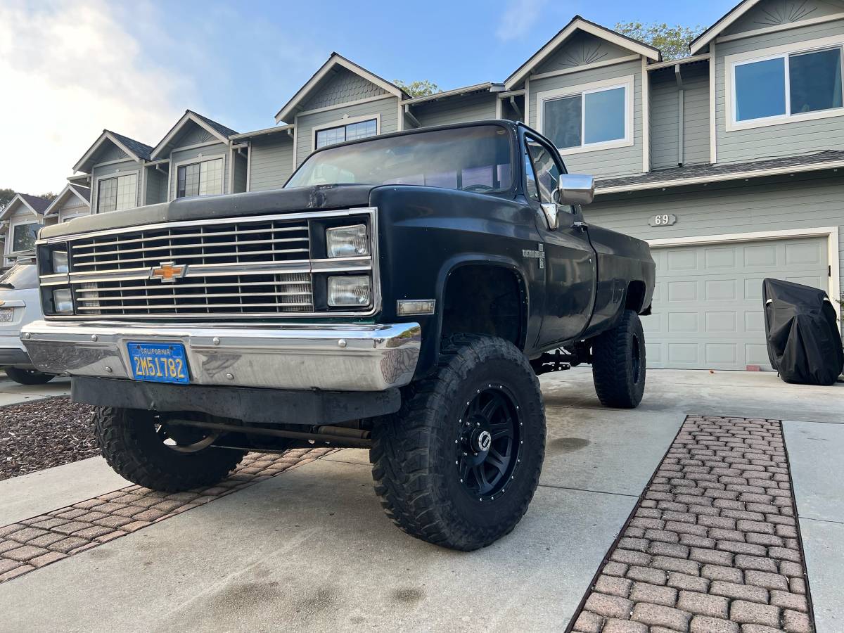 1985 Chevy K10 4x4 Square Body