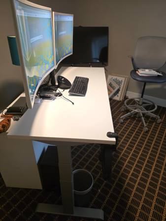 Electric Desk , Chair and Samsung 32 Monitors 1