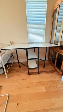Hobby table 1