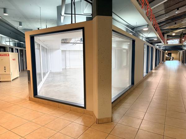 ********305 E 9th St #336 - CREATIVE WORK SPACE FOR CHEAP PPSF******** 1