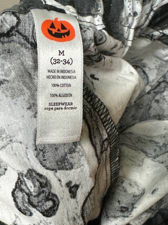 Pantalones de pijama de algodón para adulto, temática de Halloween - $15 (Port Orchard)63471461184515121