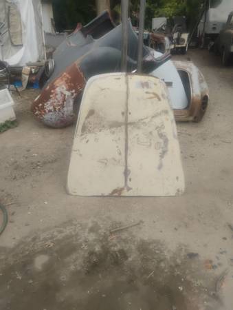 '65-1979 Volkswagen Karmann Ghia (hood) 1