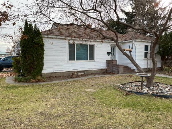 3 bed 1 bath 1