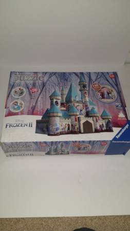Ravensburger 3D Puzzle Disney Frozen II Castle Preowned Complete 1